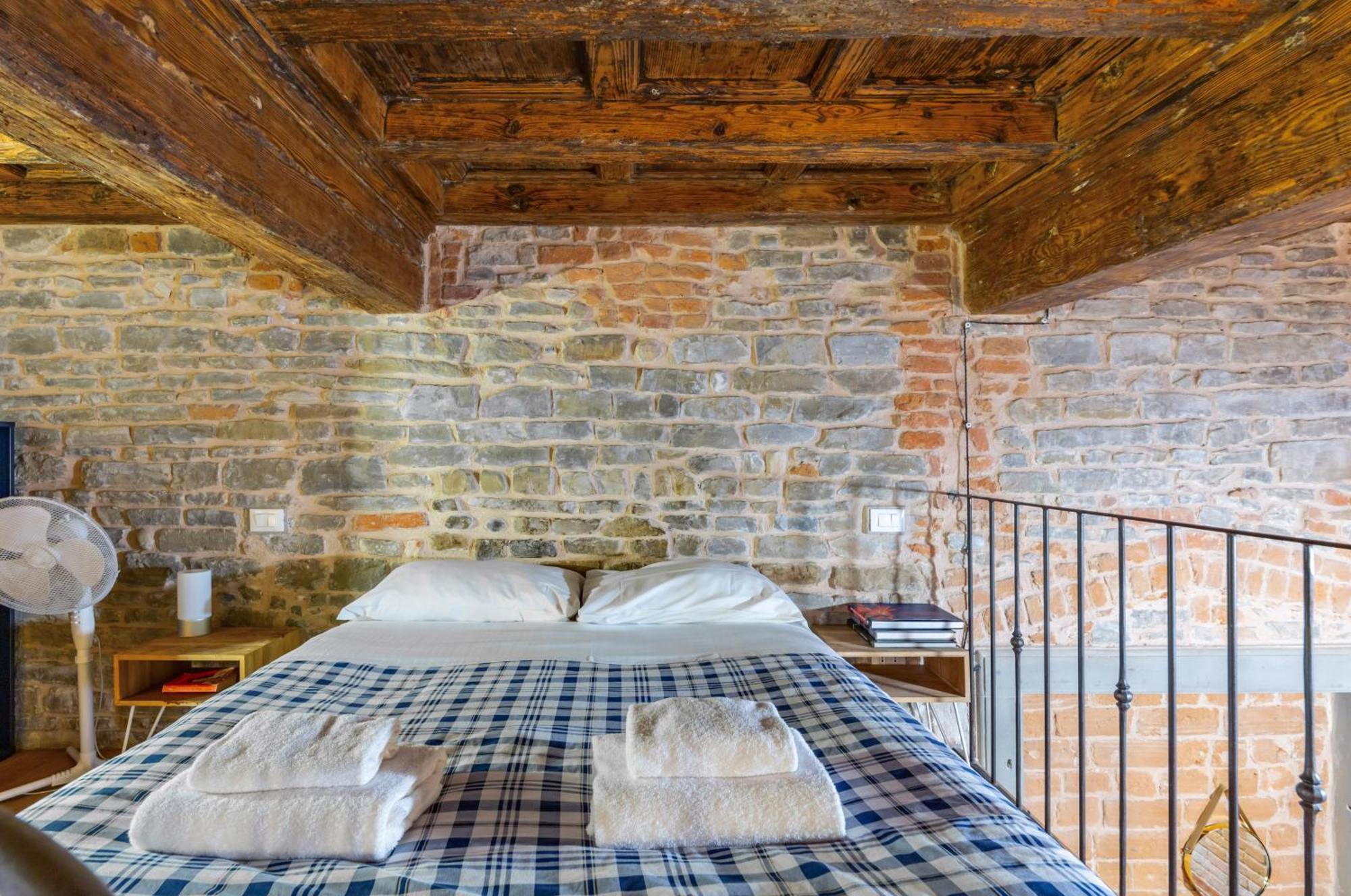 Florence Oltrarno Duplex Apartment المظهر الخارجي الصورة